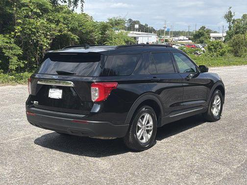 Agate Black Metallic 2023 Ford Explorer XLT