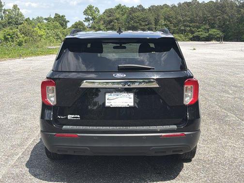 Agate Black Metallic 2023 Ford Explorer XLT