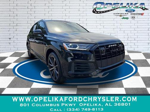 2022 Audi Q7 55 Premium Plus