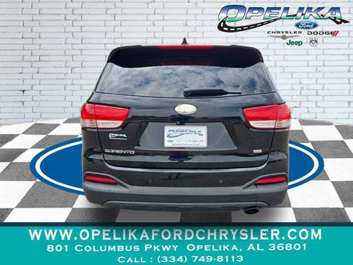 2018 Kia Sorento LX