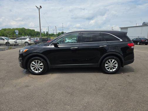2018 Kia Sorento LX