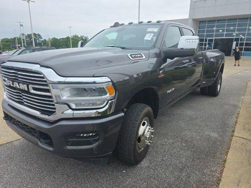 Granite Crystal Metallic Clearcoat 2024 RAM 3500 Laramie Crew Cab 4x4 8' Box