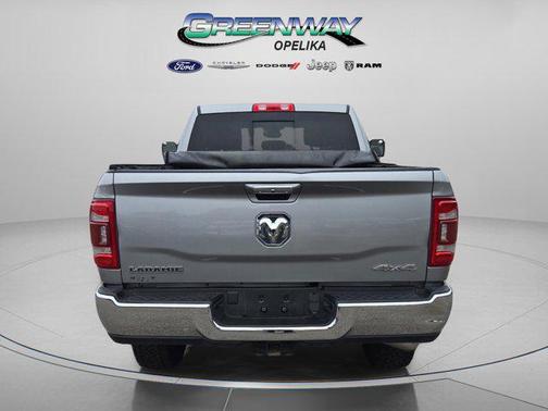 2022 RAM 2500 Laramie Crew Cab 4x4 6'4' Box