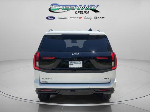 Star White Metallic Tri-Coat 2026 Ford Expedition Max Platinum