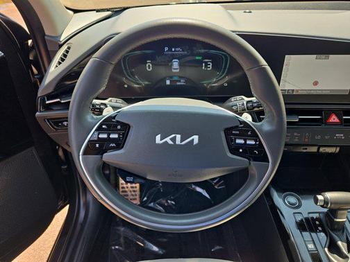 2023 Kia Niro Touring