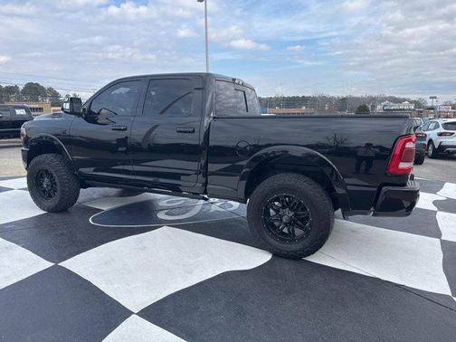 2019 RAM 3500 Laramie Crew Cab 4x4 6'4' Box