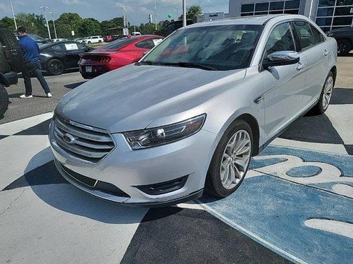 2016 Ford Taurus Limited