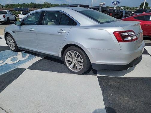 2016 Ford Taurus Limited