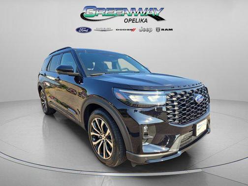 2025 Ford Explorer ST-Line