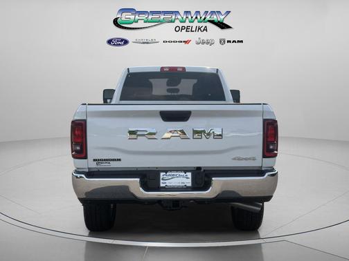 Bright White Clearcoat 2026 RAM 2500 Big Horn Crew Cab 4x4 8' Box