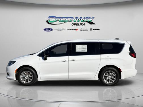 Bright White Clearcoat 2026 Chrysler Voyager LX