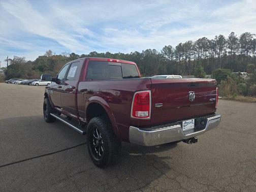 2017 RAM 2500 Laramie Crew Cab 4x4 6'4' Box