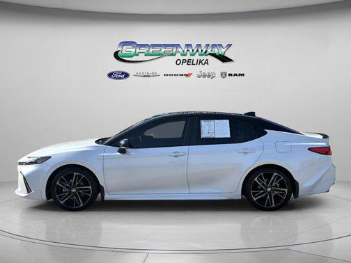 Wind Chill Pearl 2026 Toyota Camry XSE