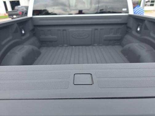 Oxford White 2024 Ford F-150 Raptor