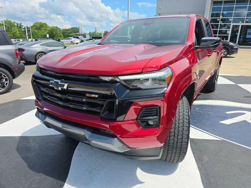 Radiant Red Tintcoat 2023 Chevrolet Colorado Z71