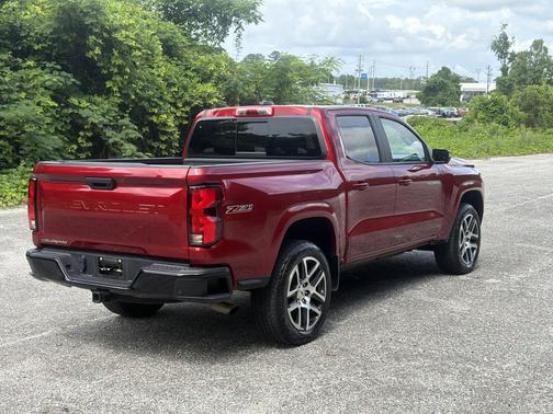 Radiant Red Tintcoat 2023 Chevrolet Colorado Z71