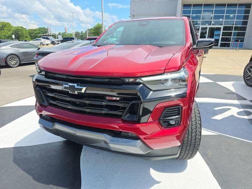 Radiant Red Tintcoat 2023 Chevrolet Colorado Z71