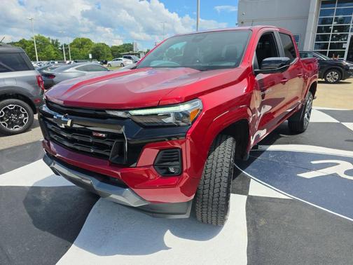 Radiant Red Tintcoat 2023 Chevrolet Colorado Z71
