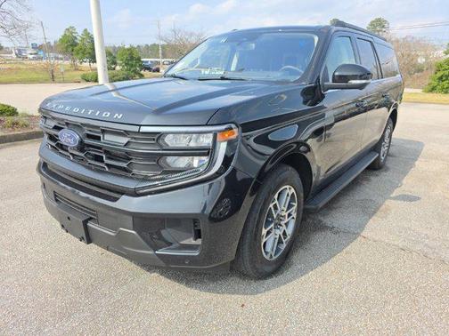 2025 Ford Expedition Max Active 4x4