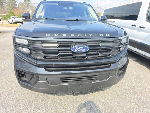 2025 Ford Expedition Max Active 4x4