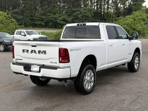 Bright White Clearcoat 2026 RAM 2500 Laramie Crew Cab 4x4 6'4' Box