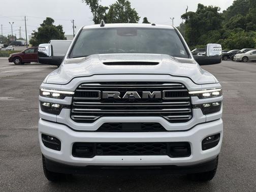 Bright White Clearcoat 2026 RAM 2500 Laramie Crew Cab 4x4 6'4' Box