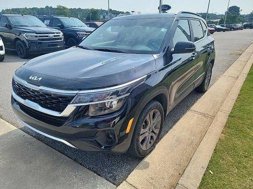2023 Kia Seltos S