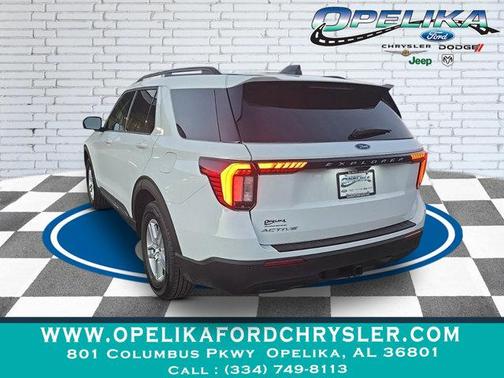 2025 Ford Explorer Active