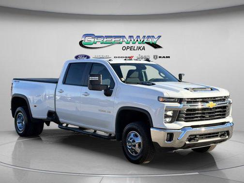 Summit White 2025 Chevrolet Silverado 3500 LT
