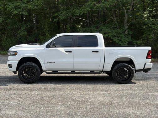 Bright White Clearcoat 2026 RAM 1500 Laramie