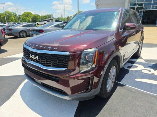 Sangria 2022 Kia Telluride LX