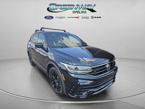 2022 Volkswagen Tiguan 2.0T SE R-Line Black