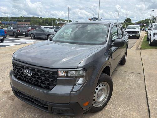 Carbonized Gray Metallic 2025 Ford Maverick XL