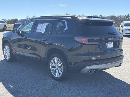 2024 GMC Acadia FWD Elevation