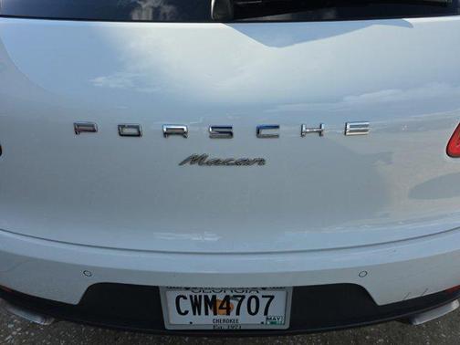 2018 Porsche Macan AWD
