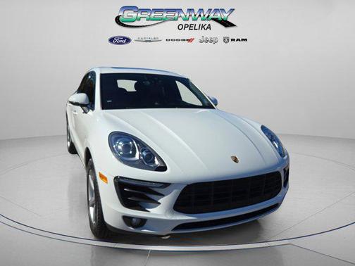2018 Porsche Macan AWD