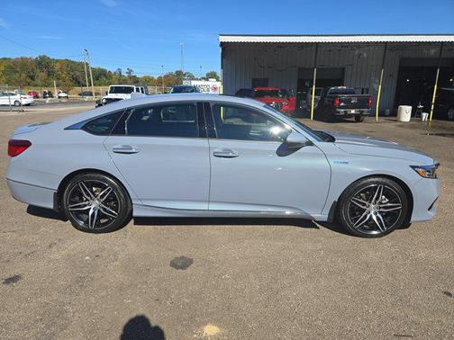 2022 Honda Accord Hybrid Touring