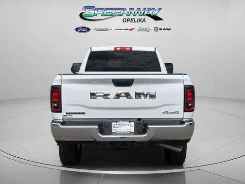 Bright White Clearcoat 2026 RAM 2500 Big Horn Crew Cab 4x4 8' Box