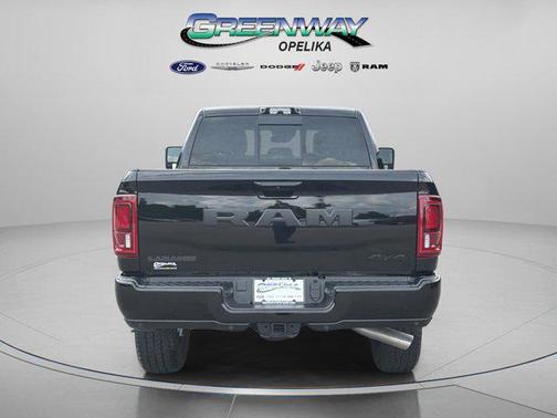 Diamond Black Crystal Pearlcoat 2026 RAM 2500 Laramie Crew Cab 4x4 6'4' Box
