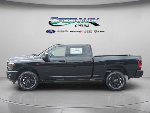 Diamond Black Crystal Pearlcoat 2026 RAM 2500 Laramie Crew Cab 4x4 6'4' Box
