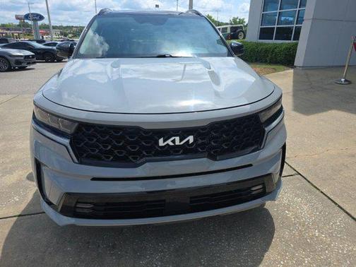 Wolf Gray 2022 Kia Sorento SX