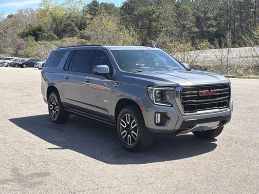 2021 GMC Yukon XL 4WD AT4
