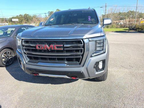 2021 GMC Yukon XL 4WD AT4