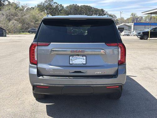 2021 GMC Yukon XL 4WD AT4