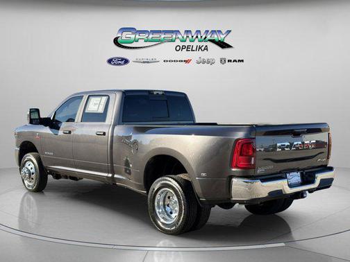2026 RAM 3500 Laramie Crew Cab 4x4 8' Box