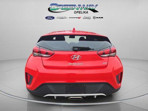 2020 Hyundai Veloster 2