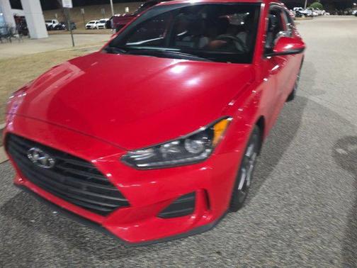 2020 Hyundai Veloster 2