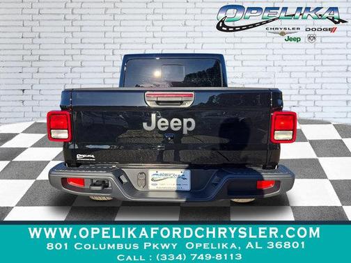 2025 Jeep Gladiator Nighthawk