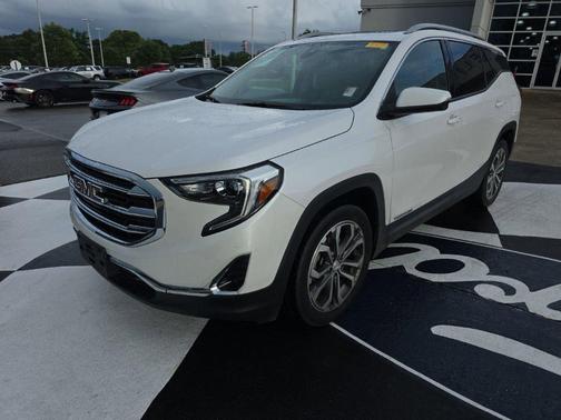 White Frost Tricoat 2020 GMC Terrain SLT