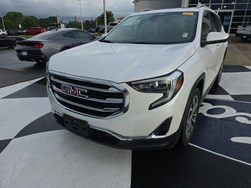 White Frost Tricoat 2020 GMC Terrain SLT